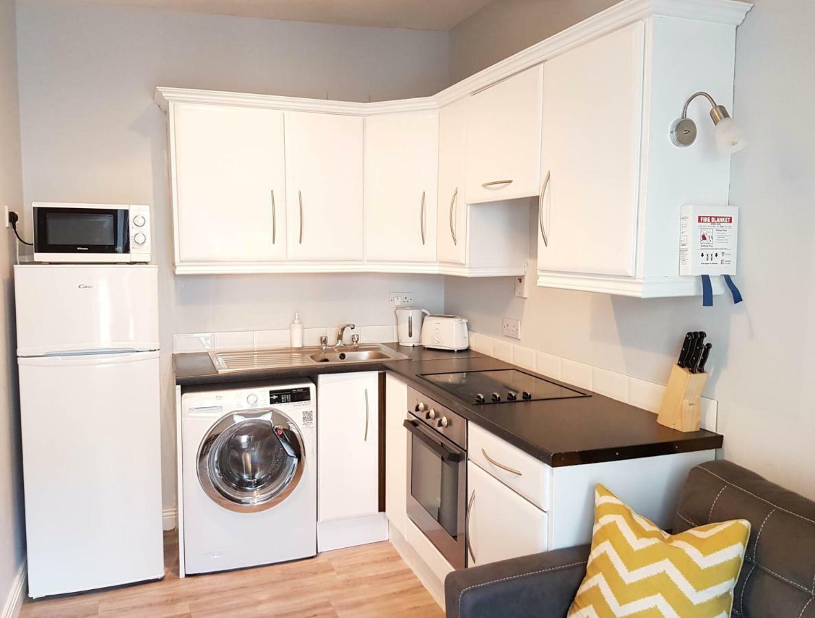 Townhouse In Centre Of Cobh Apartment Luaran gambar